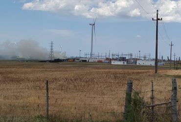 Incendio en predio de ruta 56 al lado del Parque Eólico